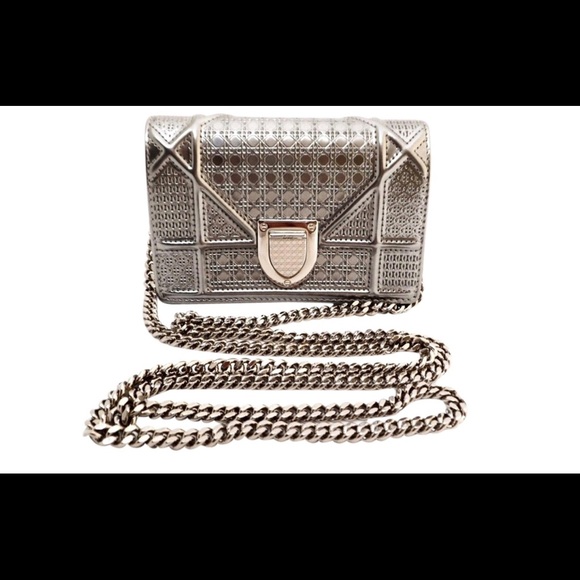 DIOR CLUTCH MINI DIORAMA silver leather cross body - Picture 2 of 8